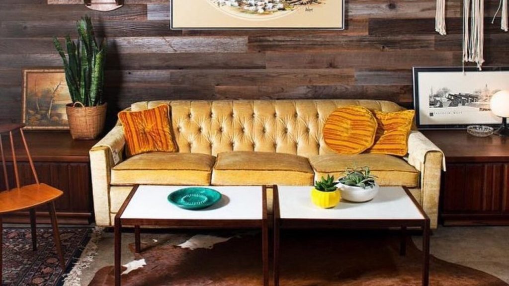 Incorporating Vintage Furniture into Modern Spaces: A Guide to Blending Styles for a Chic and Eclectic Look